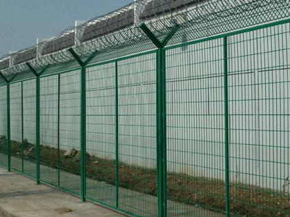 監(jiān)獄隔離護欄網